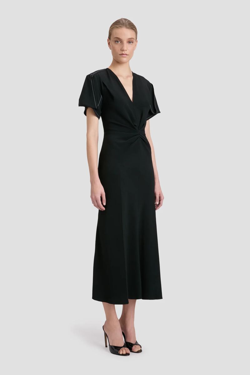 Elegantes Midikleid mit Drehdetail