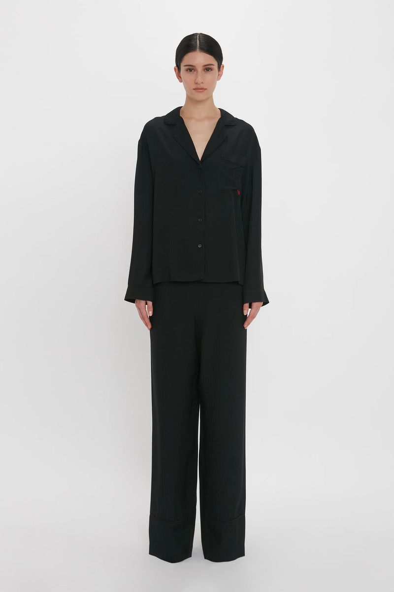 Entspannter Monogramm Pyjama Set