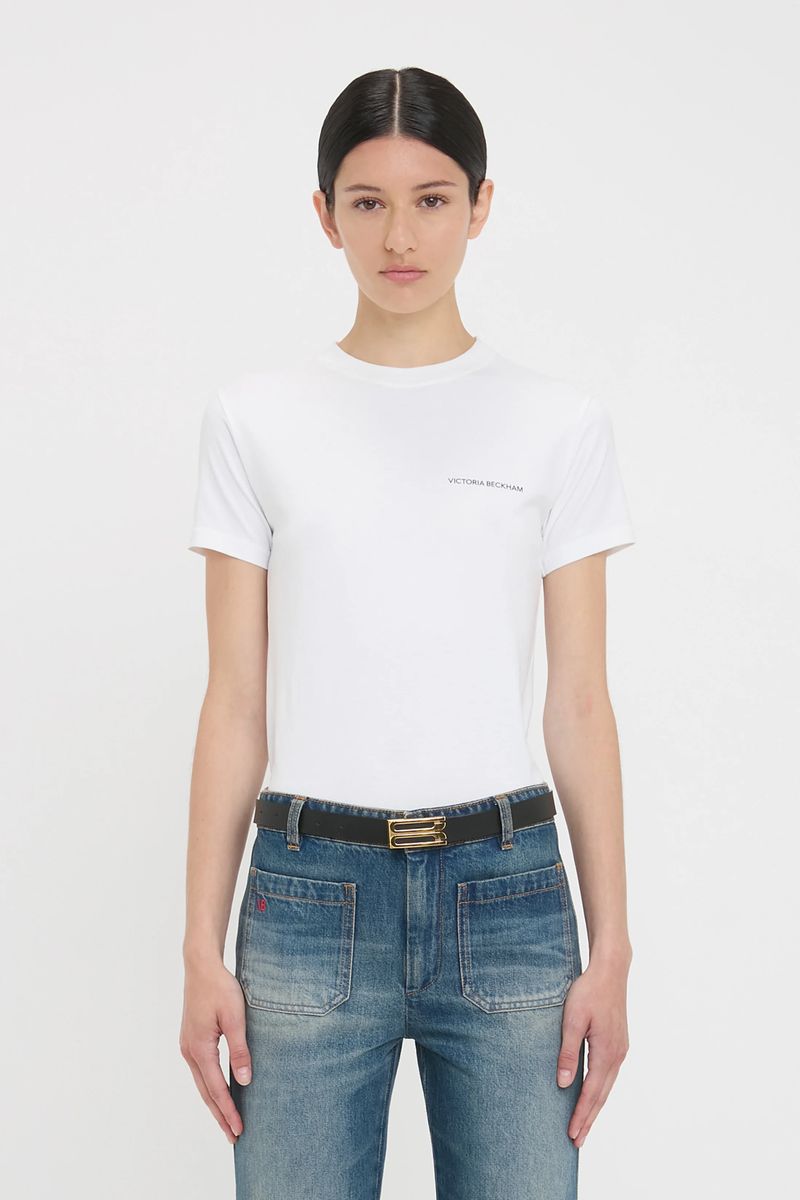 Enges, verkürztes T-Shirt mit Logo