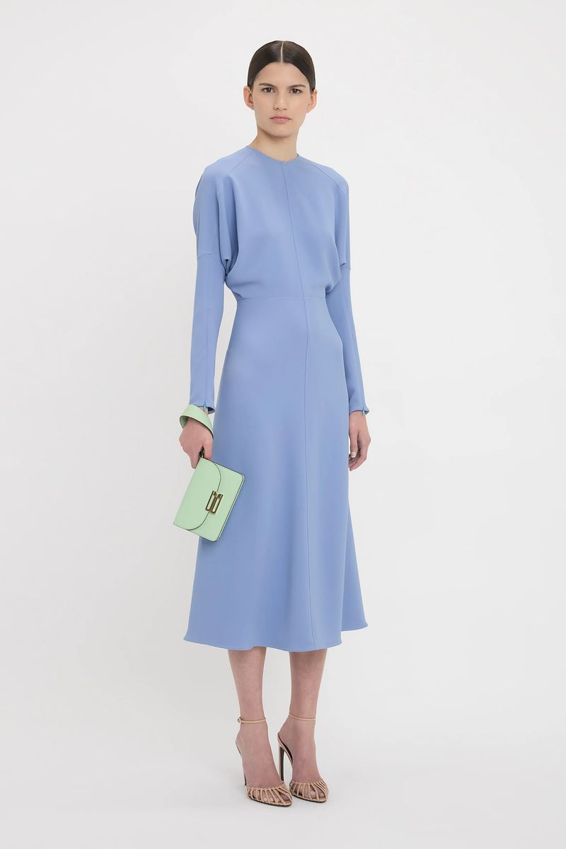 Elegantes Dolmanärmel-Midikleid