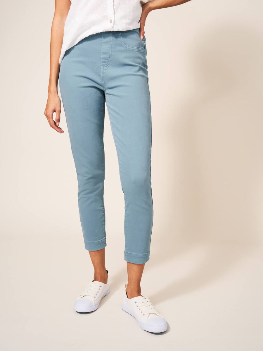 Cropped Slim-Fit Denim Jegging