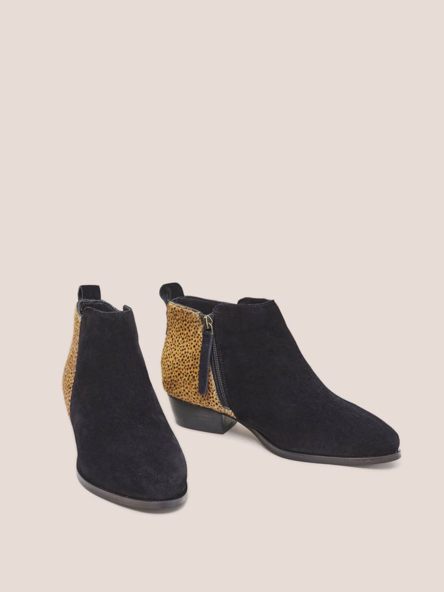 Schwarze Wildleder-Stiefeletten mit Leopardenmuster
