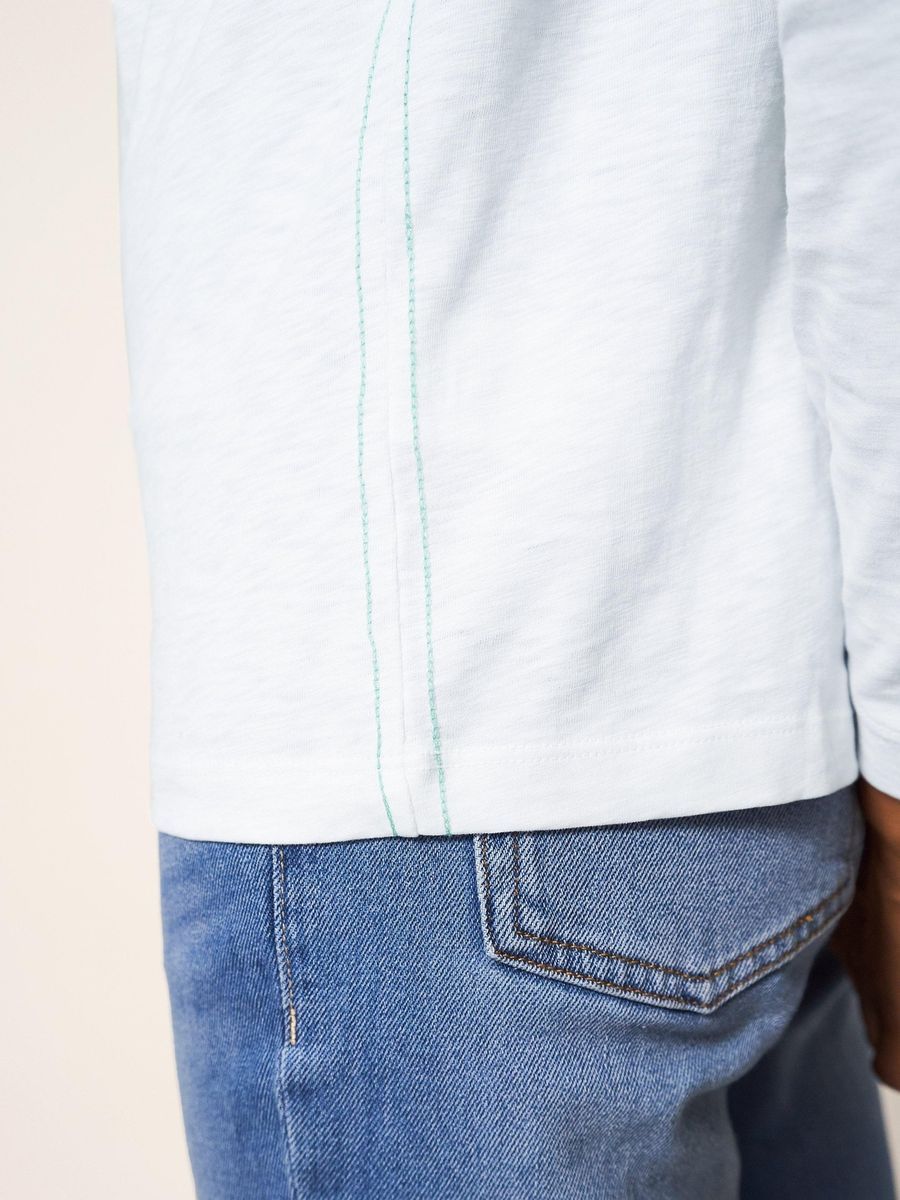 Lässiges Langarmshirt mit V-Ausschnitt