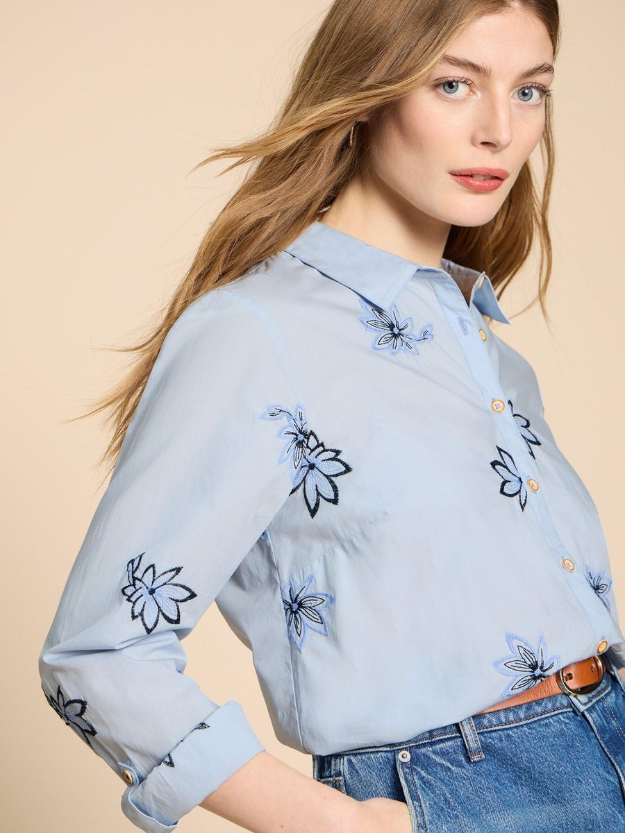 Bluse mit Blumenstickerei