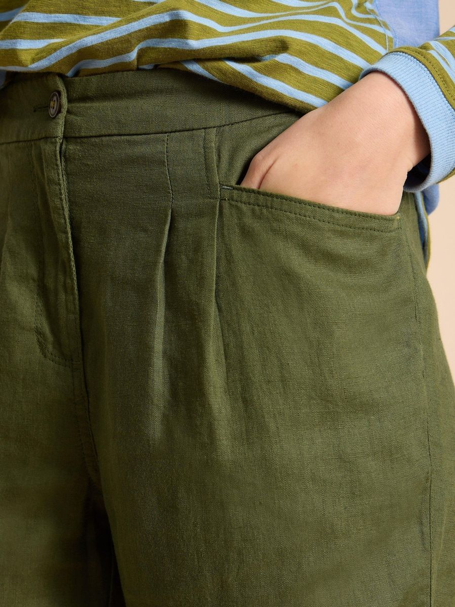 Hochtaillierte Leinenhose mit Bundfalten