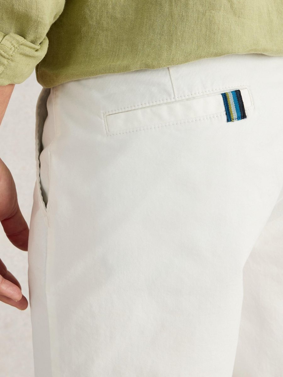 Chino-Shorts aus Bio-Baumwolle