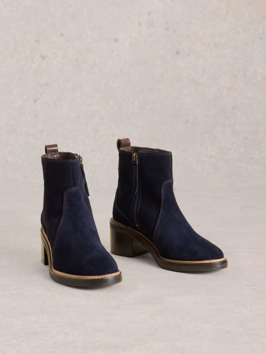 Wildleder-Stiefeletten mit Blockabsatz