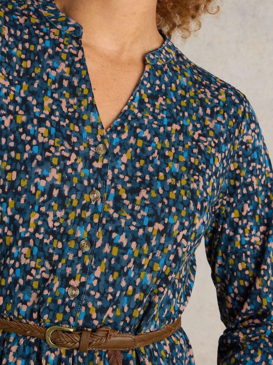 Gestuftes Jersey-Midikleid mit Gürtel