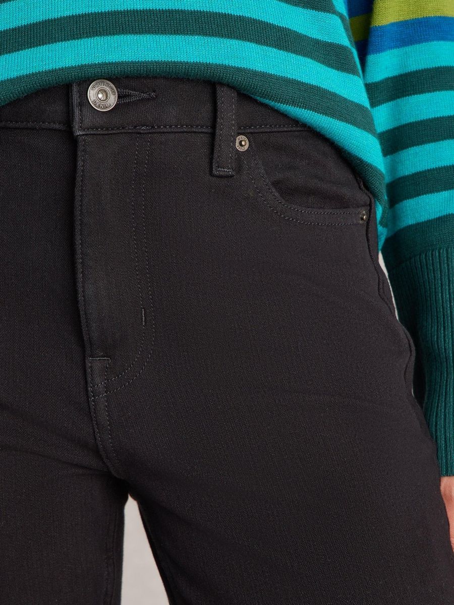 Klassische schwarze Skinny Jeans aus Denim