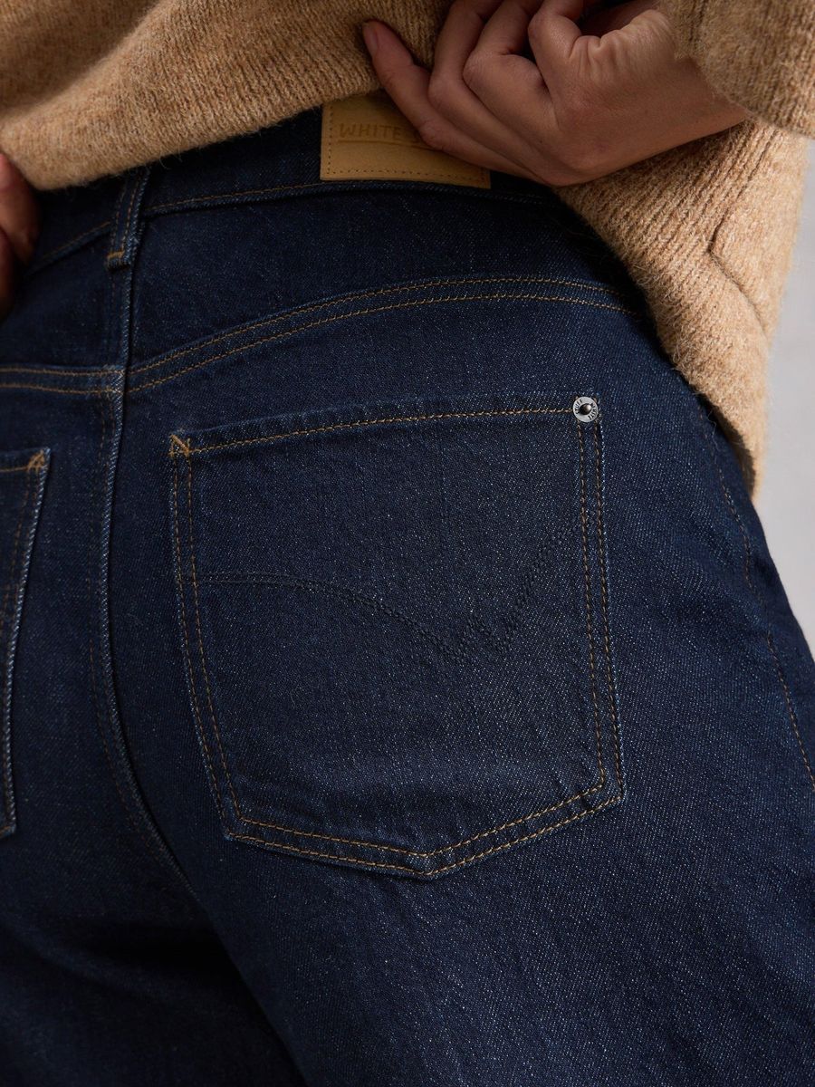 Hochtaillierte Jeans mit weitem Bein