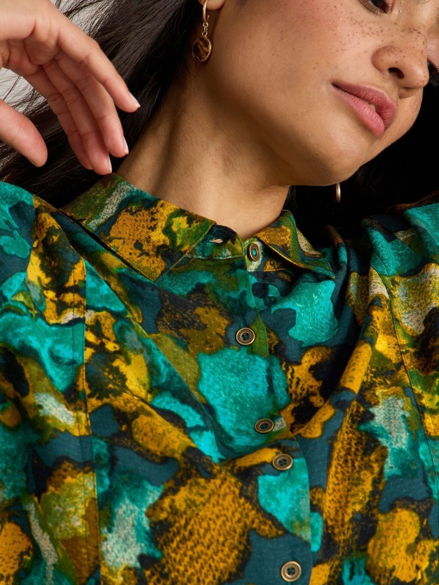 Bedruckte Tunika-Bluse aus Viskose mit Kragen