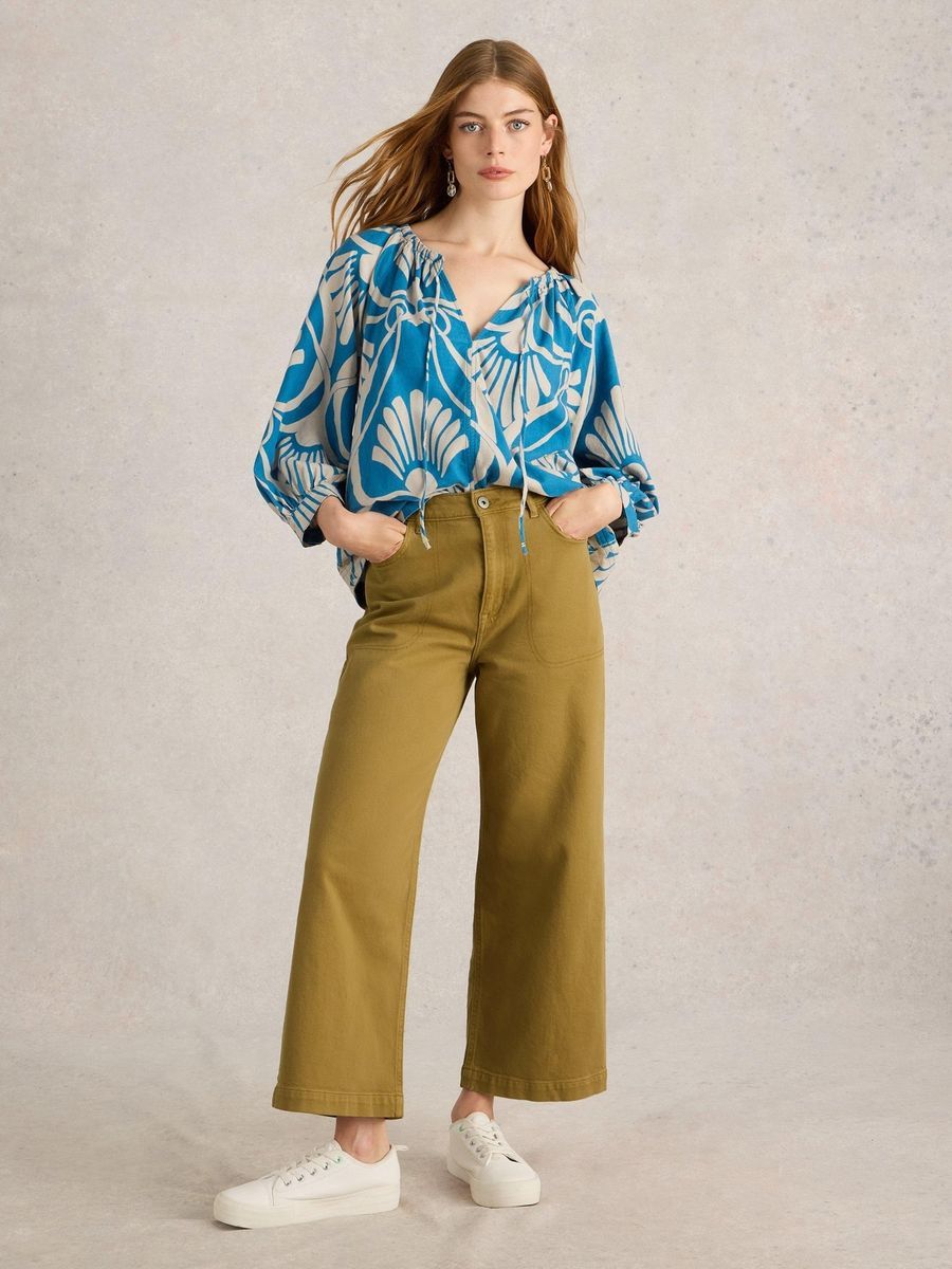 Cropped Jeans mit weitem Bein