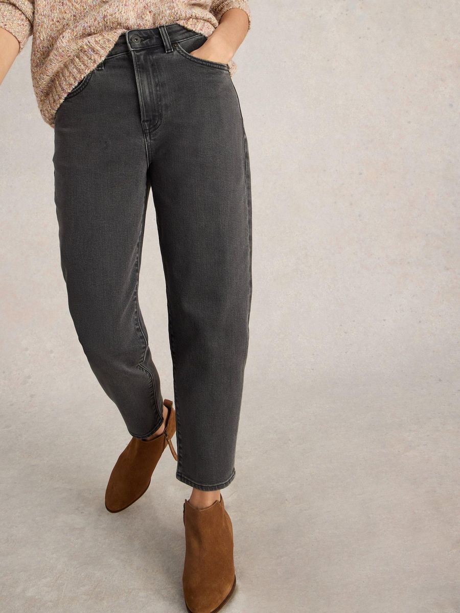 Mom Jeans mit schmal zulaufendem Bein