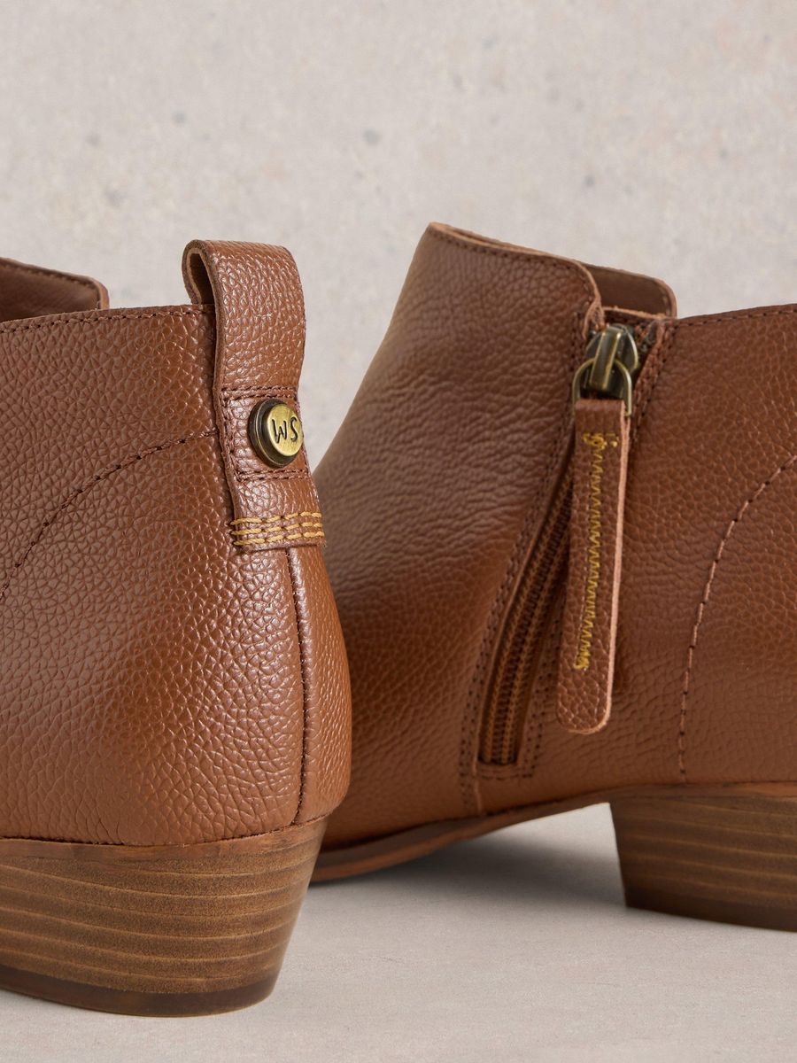 Klassische Leder-Stiefeletten Weite Passform
