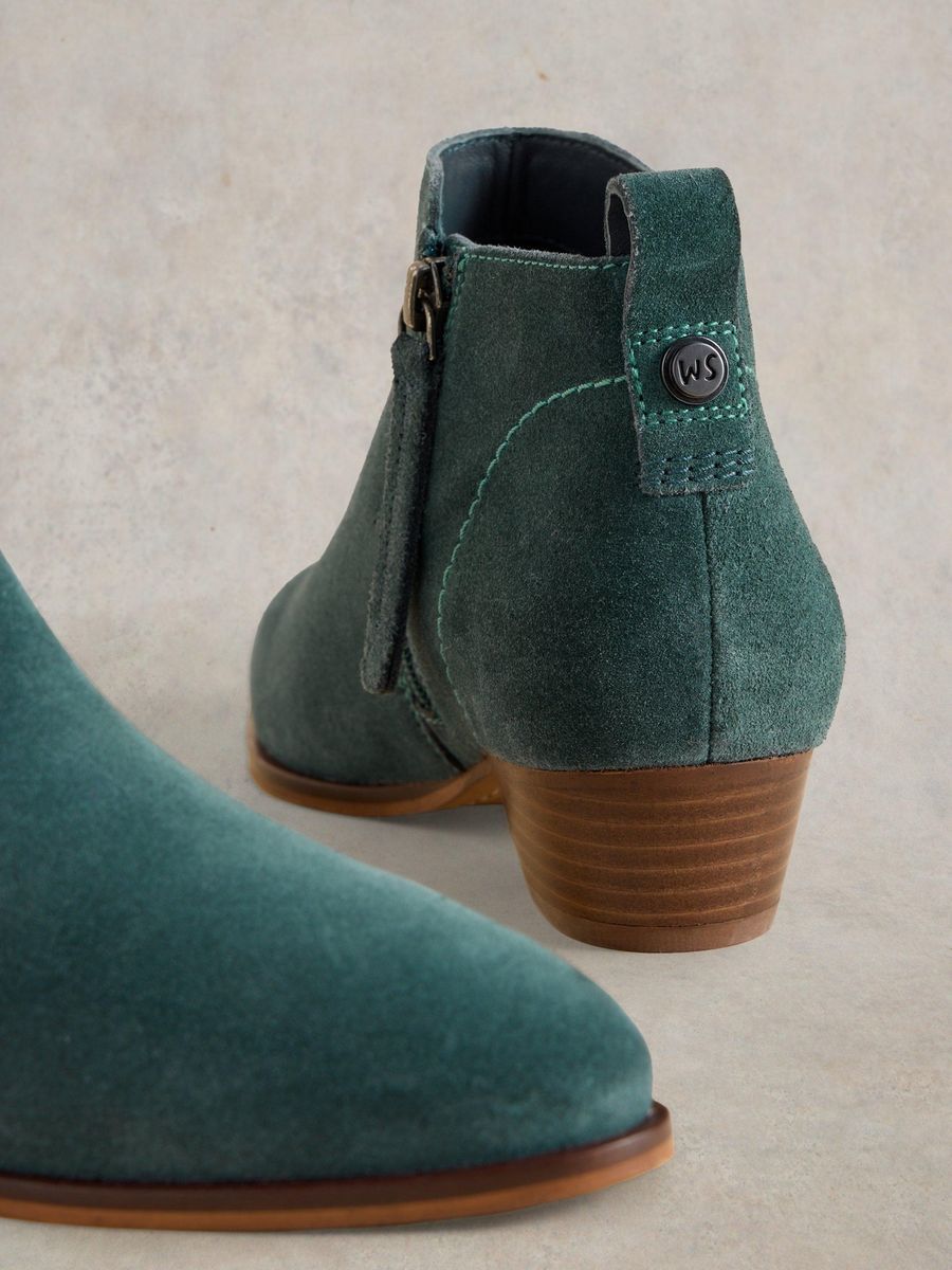 Wildleder Stiefeletten mit niedrigem Absatz