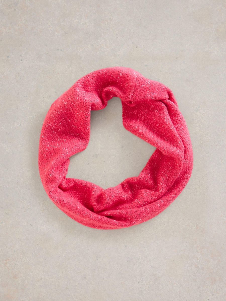 Strickschlauchschal in leuchtendem Pink