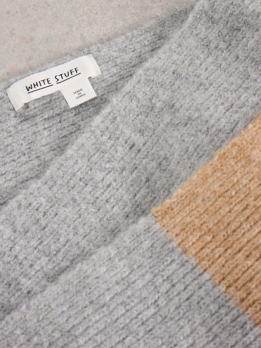Zweifarbiger Strickschal mit Farbblock
