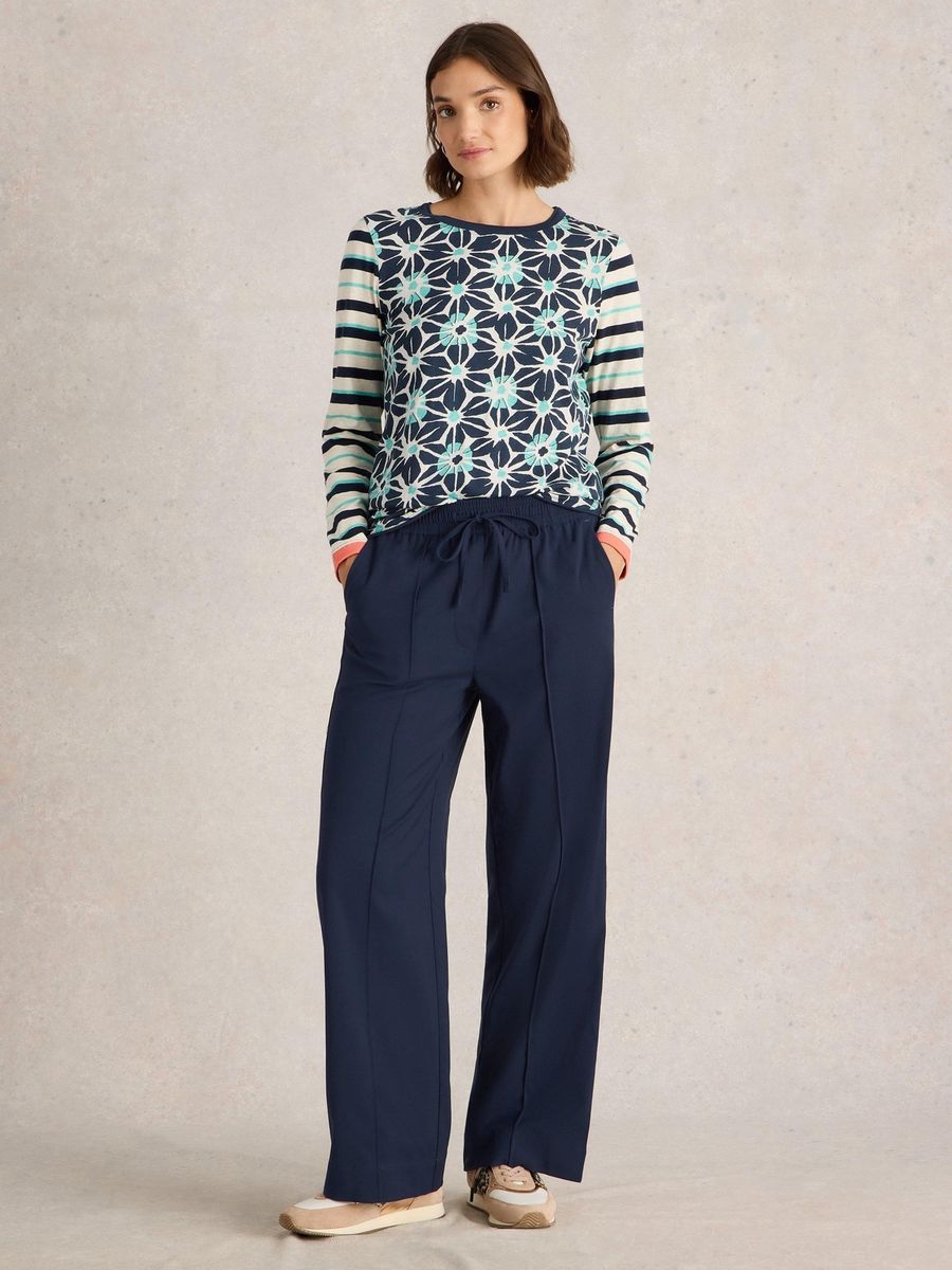 Weite Loungehose mit Kordelzug