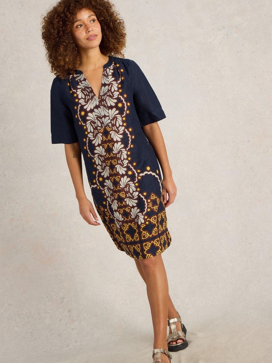 Besticktes Leinen-Hängerkleid