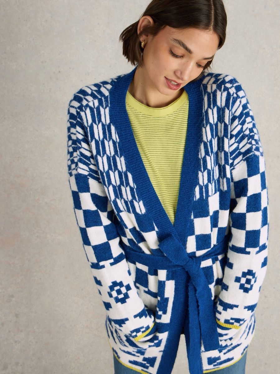 Strickjacke mit geometrischem Muster und Taschen