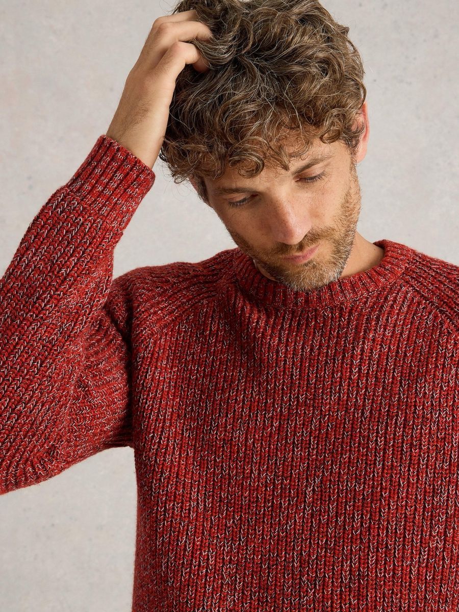 Gerippter Strick-Pullover mit Rundhalsausschnitt