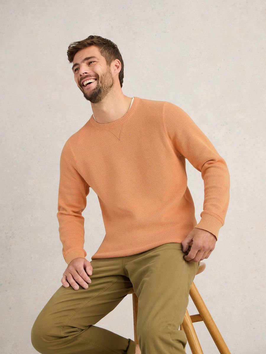 Baumwollstrickpullover mit Rundhalsausschnitt