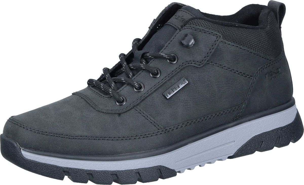 Lässiger Schnürstiefel