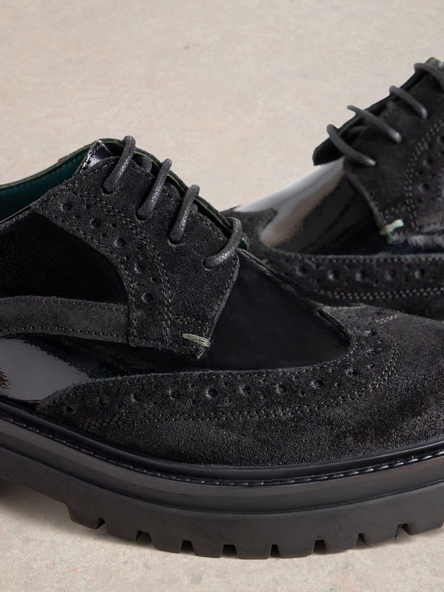 Schwarzer Platform Wingtip Oxford Schuh