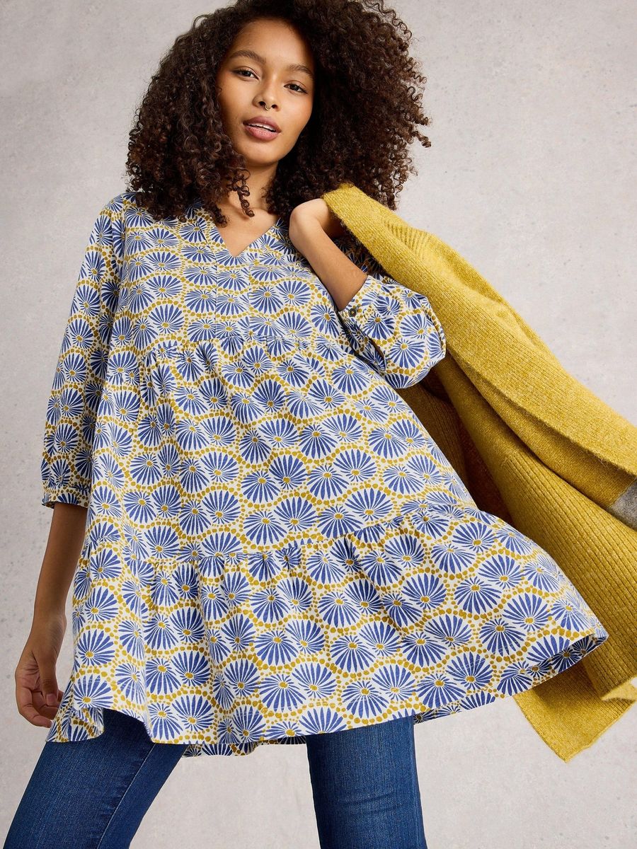 Gestuftes Tunika-Top mit Blumendruck