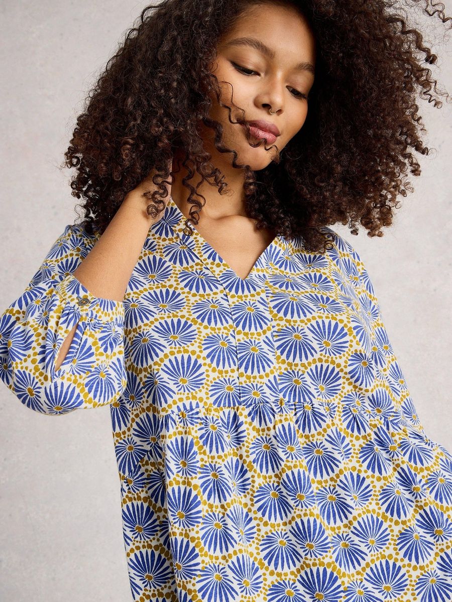 Gestuftes Tunika-Top mit Blumendruck