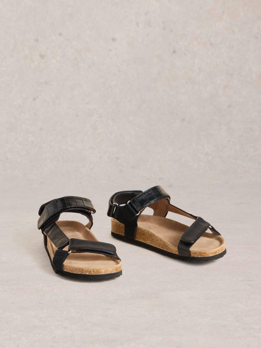 Schwarze Trekking-Sandalen mit Fußbett