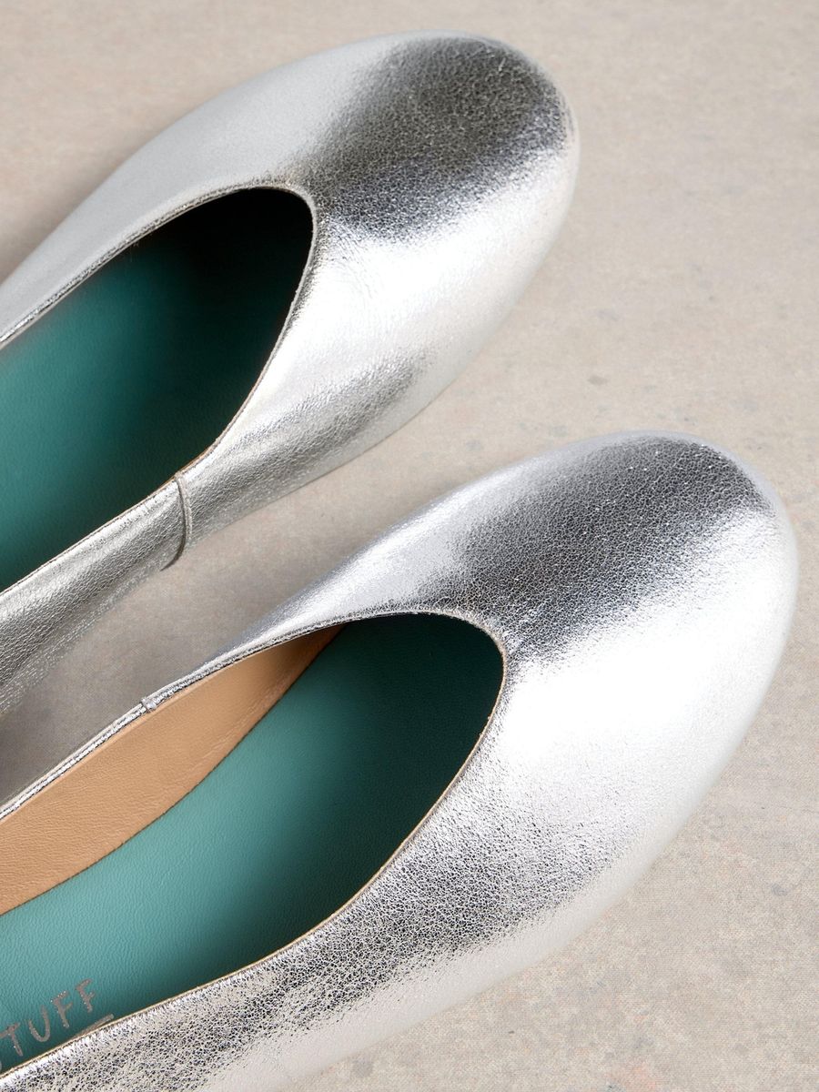 Elegante Ballerinas aus Wildleder