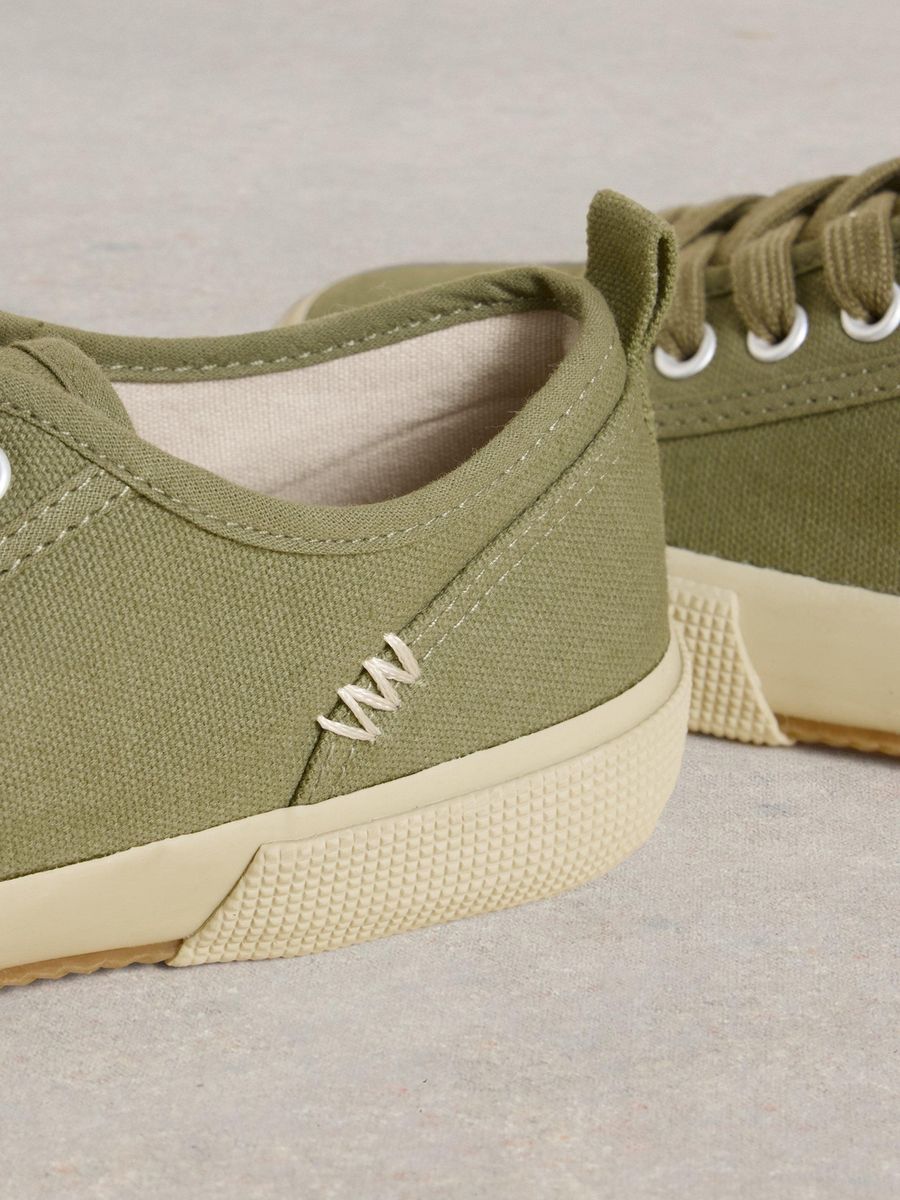 Klassische Off-White Canvas Stoffschuhe