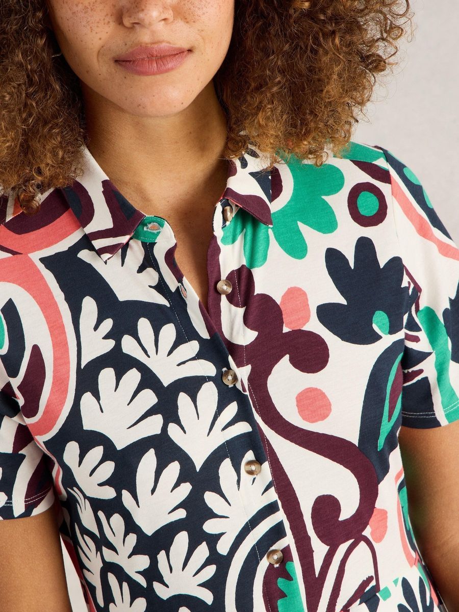 Bedrucktes Jersey-Hemdkleid mit Knöpfen