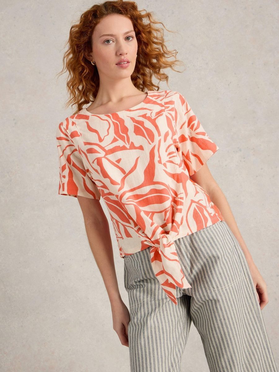 Top mit botanischem Print und Knotendetail