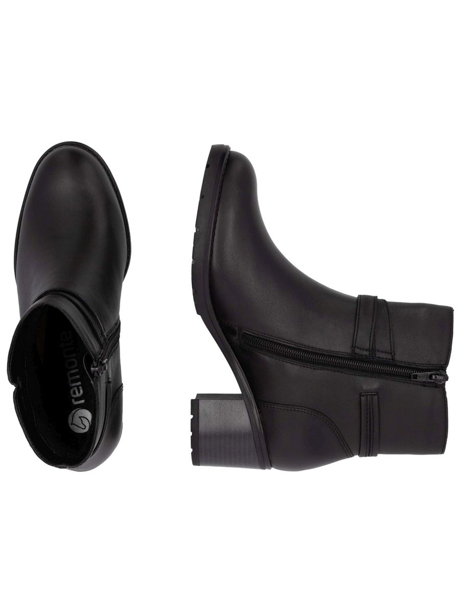 Knöchelhohe Schnürstiefelette aus Leder