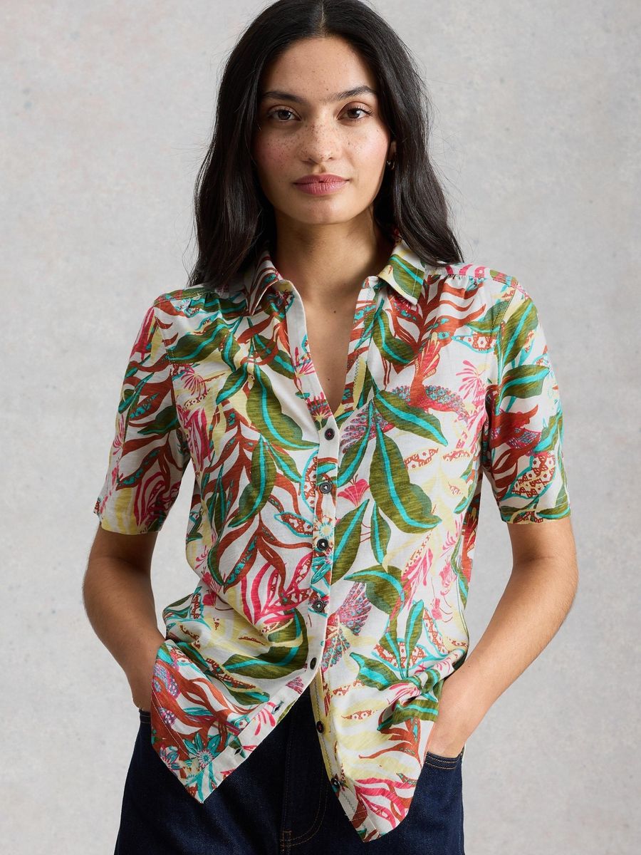 Bedruckte Kurzarm-Bluse mit Knopfleiste