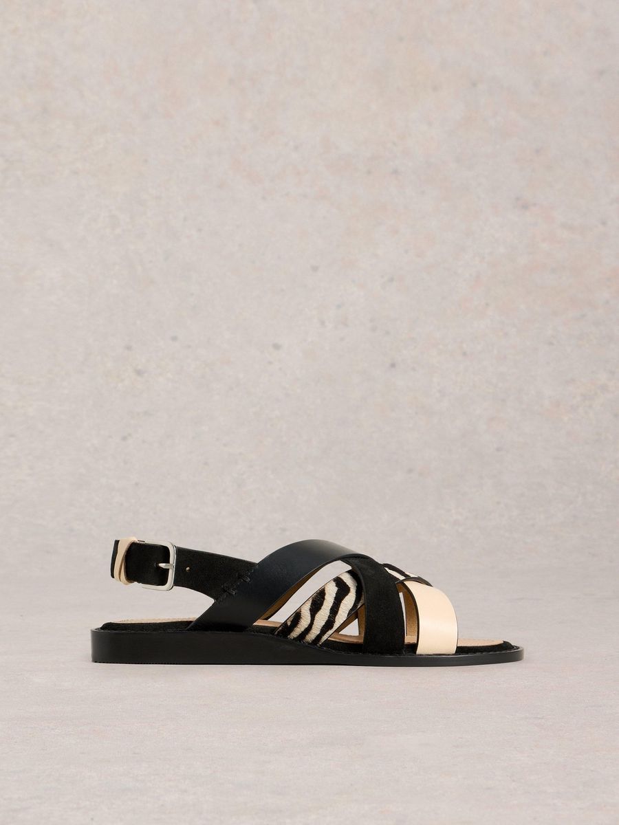 Leder Sandale mit gekreuzten Riemen und Zebra-Details
