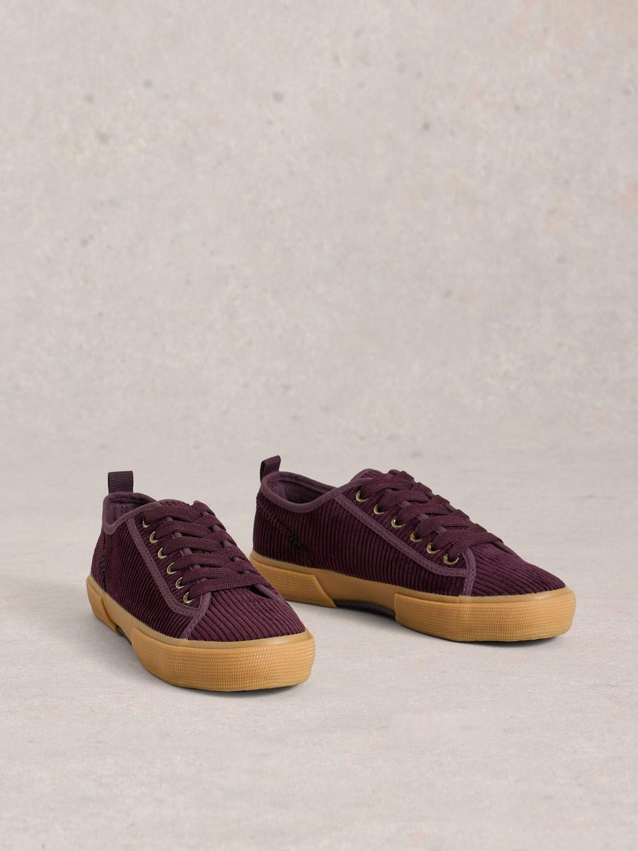 Kord-Sneaker mit flacher Gummisohle