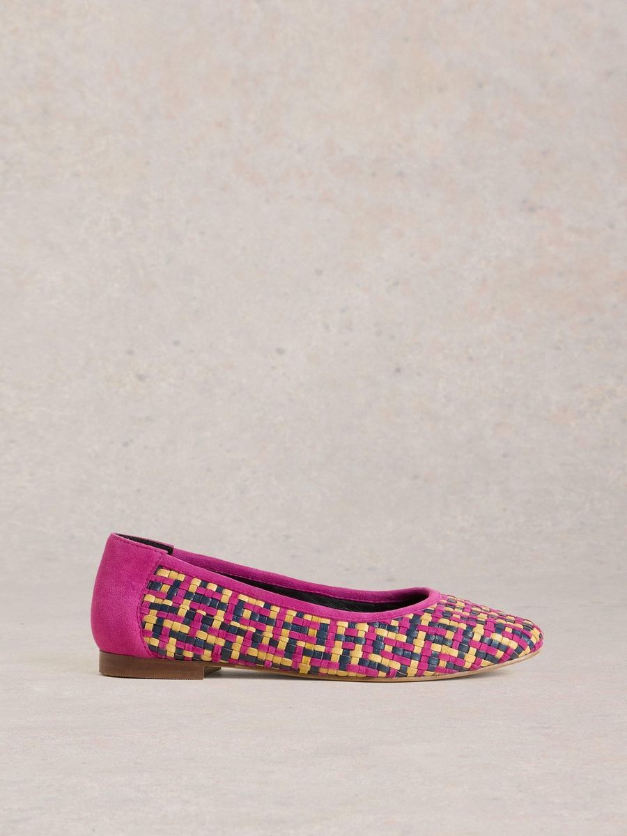 Ballerinas aus gewebtem Leder