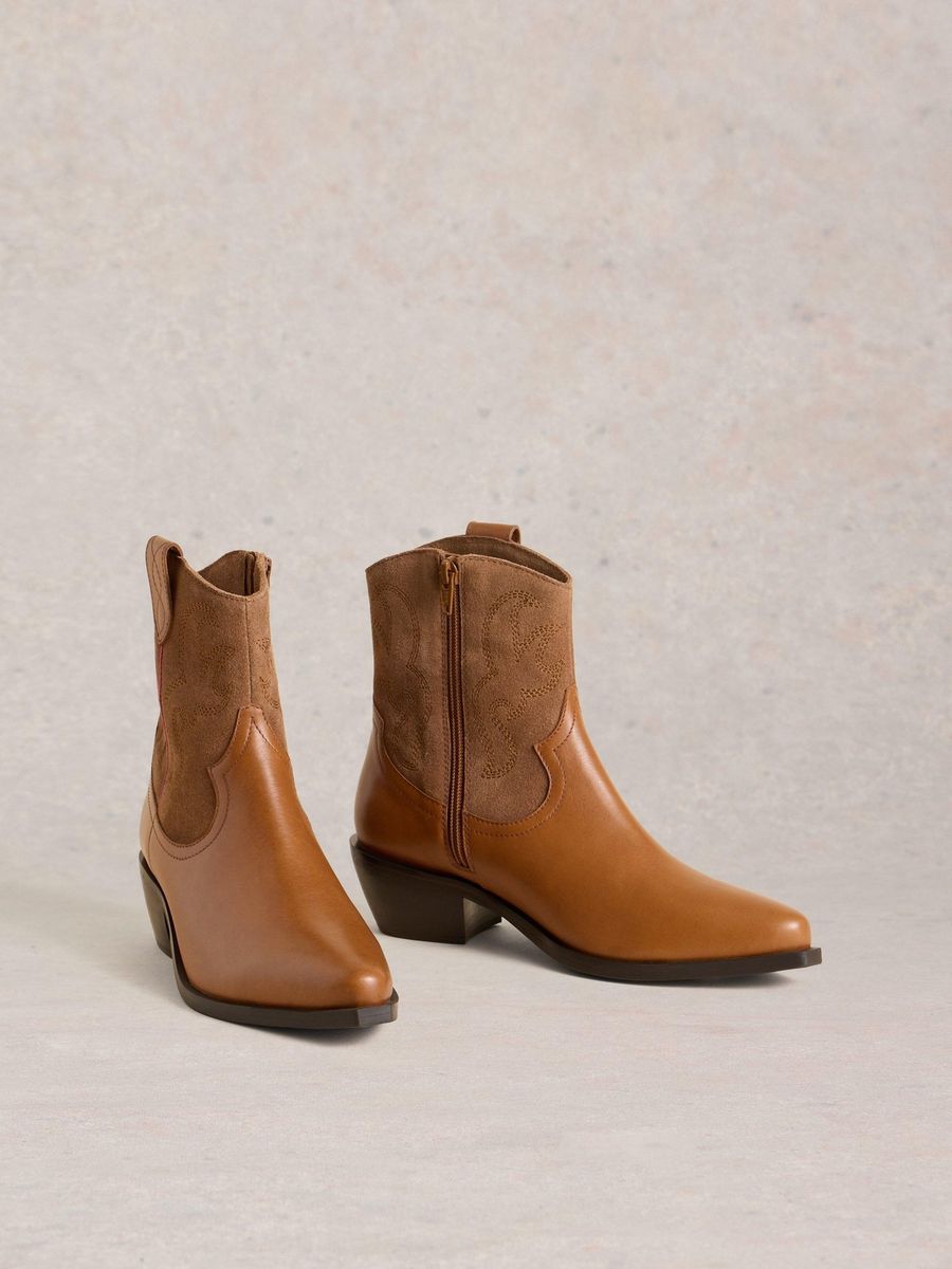 Western-Stiefeletten mit pinkfarbenem Detail