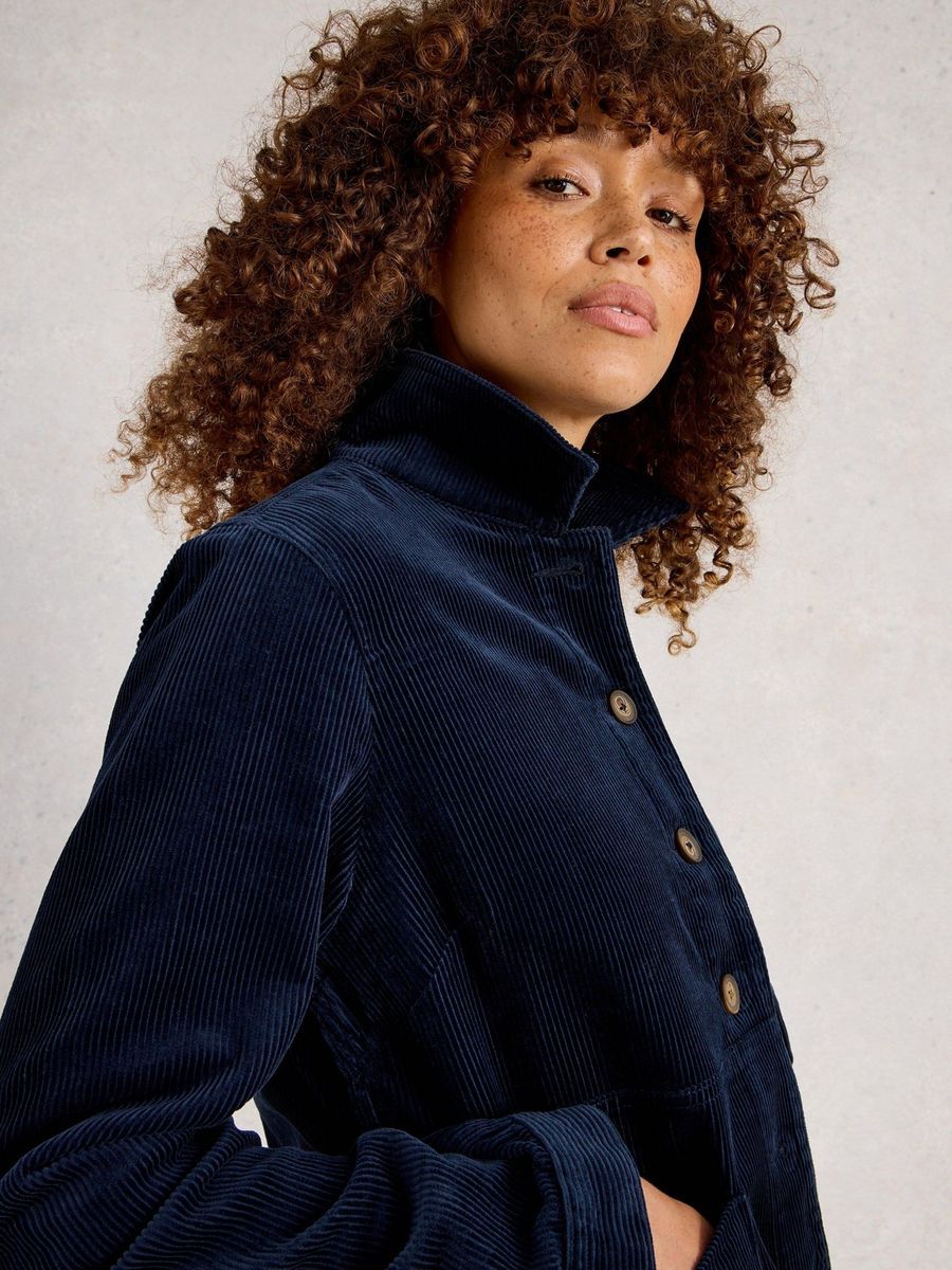 Cordjacke in lässiger Passform