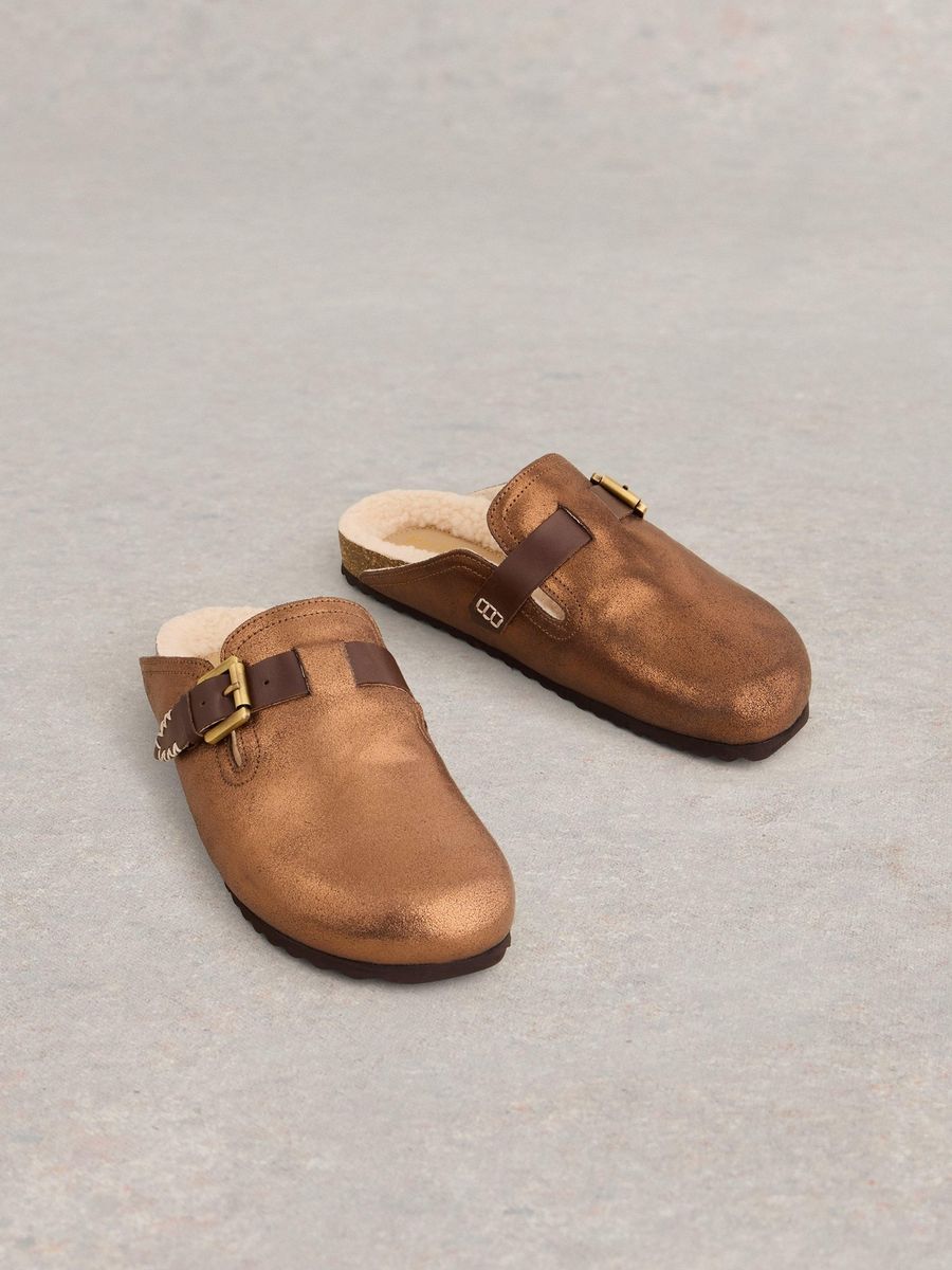 Bequemer Leder Clog mit Schnalle