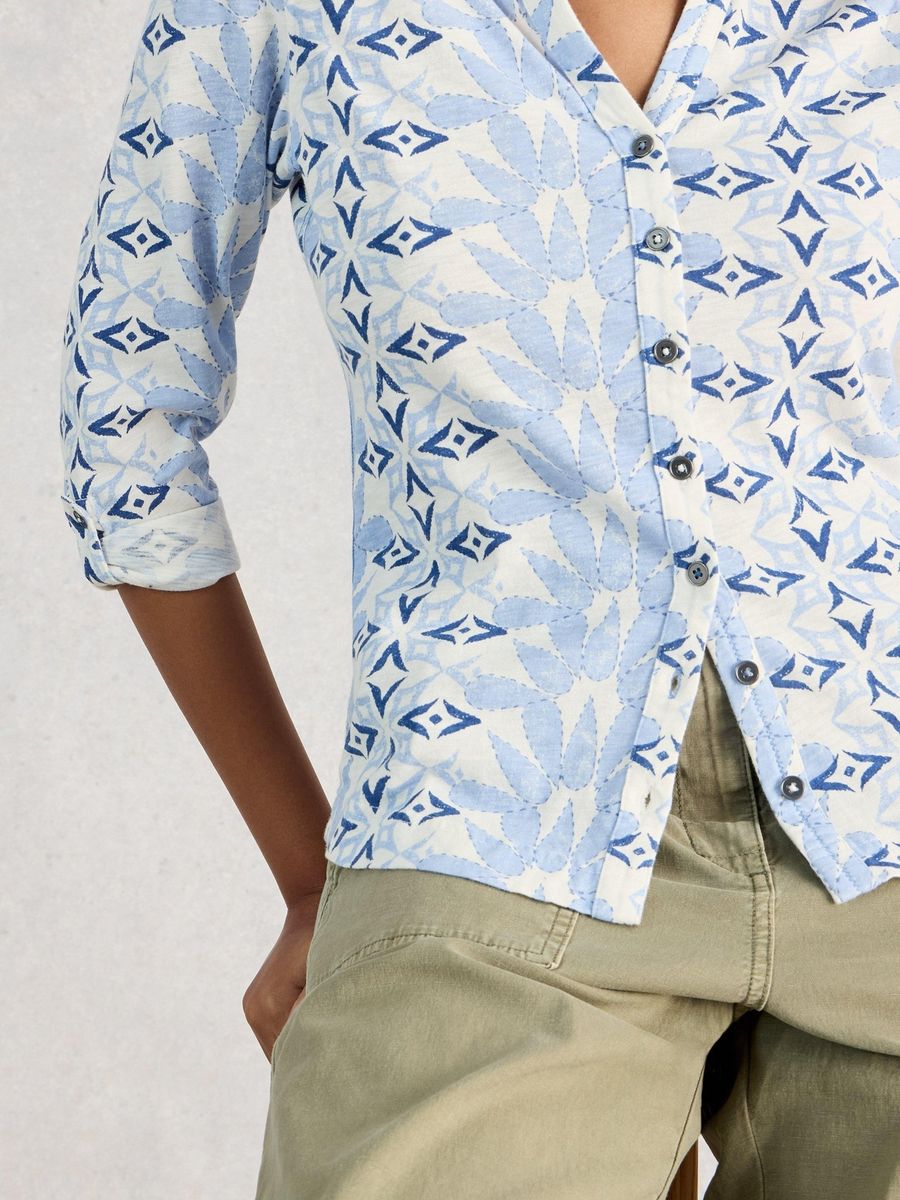 Jerseybluse mit floralem Herzmuster