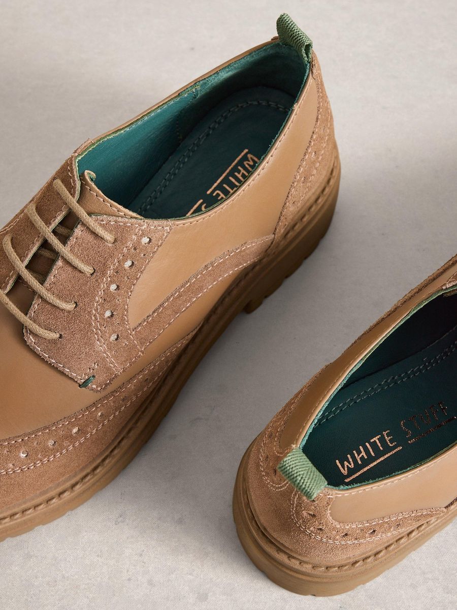 Klassische Oxford Halbschuhe mit Profilsohle