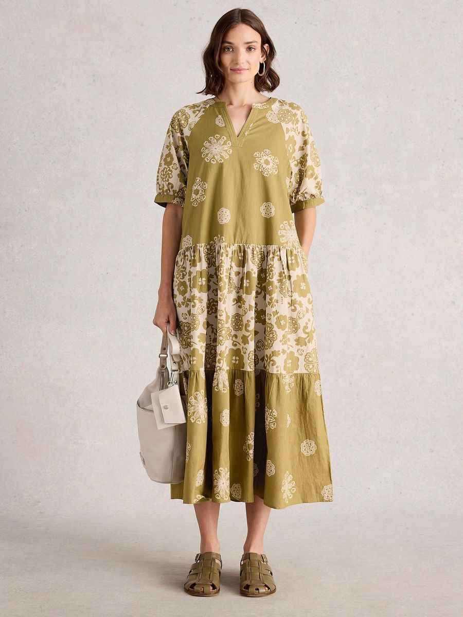 Gestuftes Midikleid mit Blumenmuster