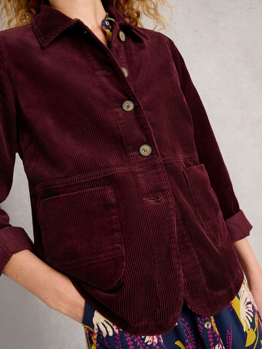 Cordjacke mit Taschen