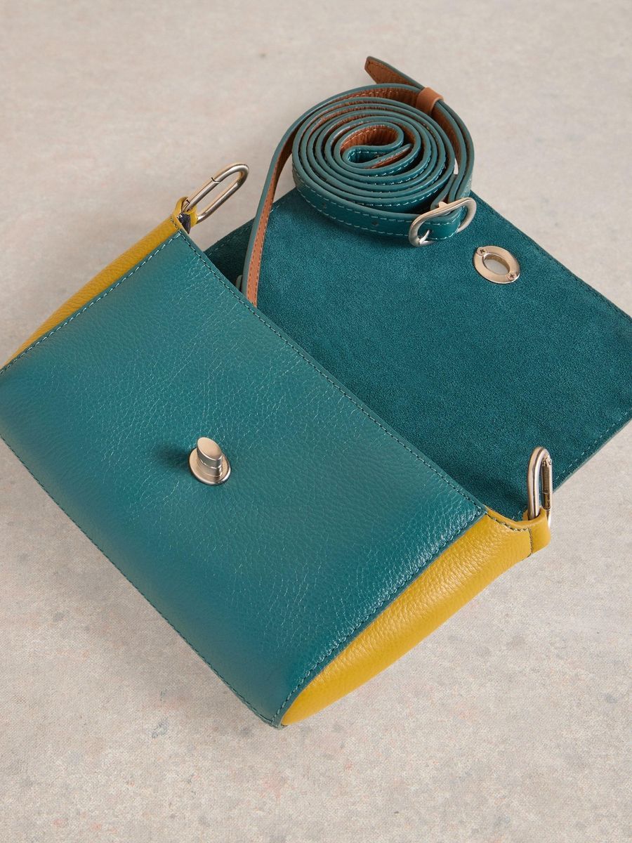 Leder Umhängetasche mit Nieten