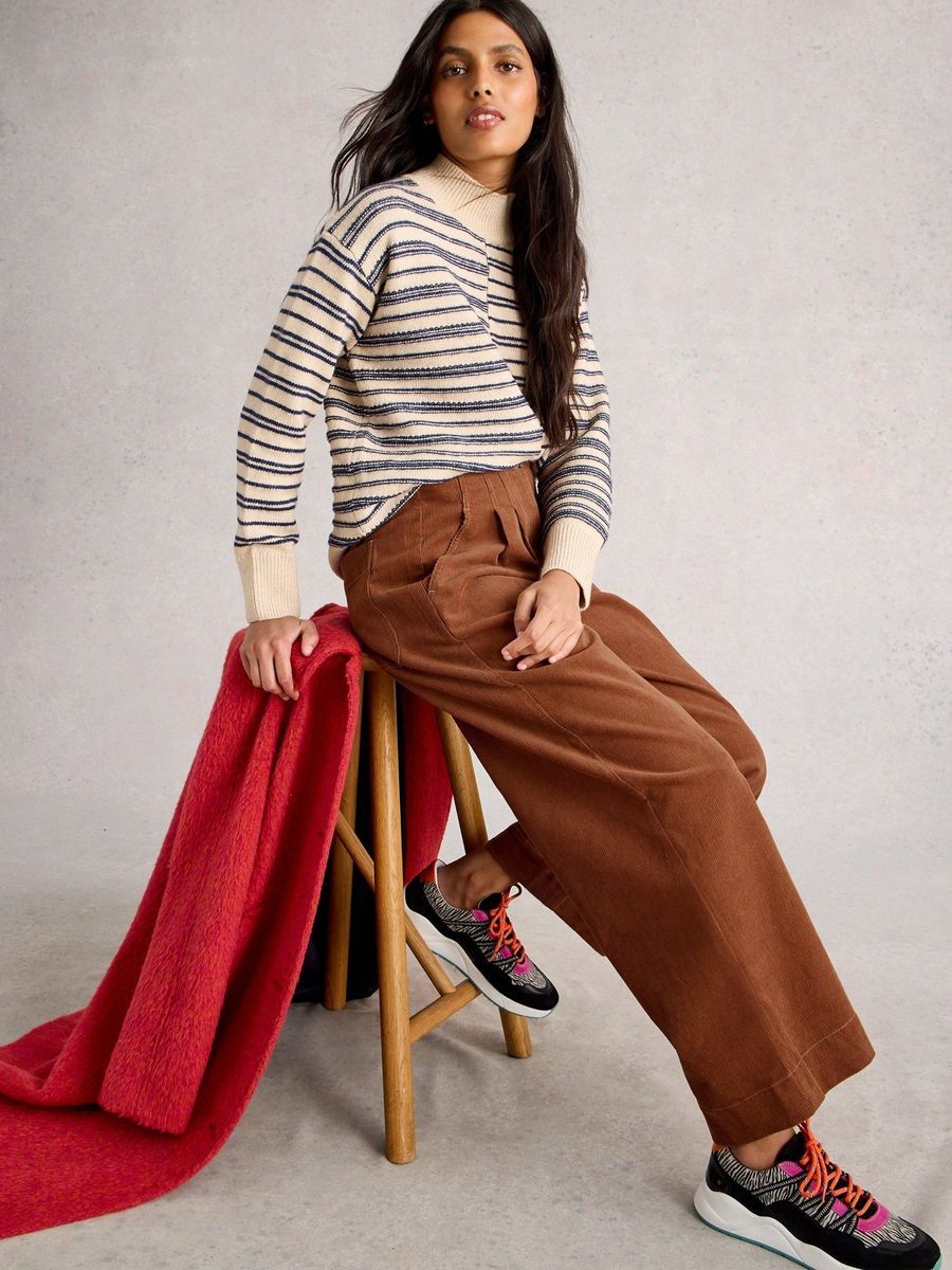 Cordhose Clara aus Bio-Baumwolle mit weitem Bein