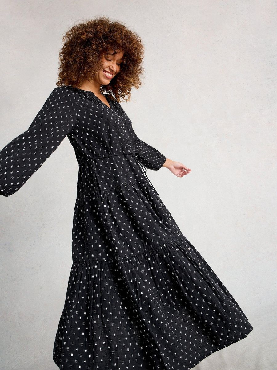 Schwarzes, gestuftes Midi-Kleid aus Bio-Baumwolle